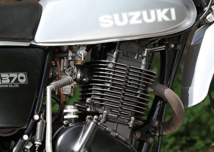 31 Suzuki SP 370 motor
