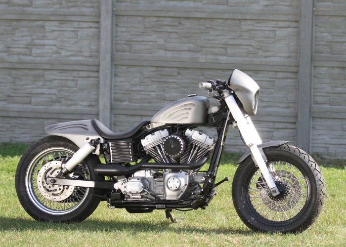 13 Harley Davidson Low Rider prawy bok