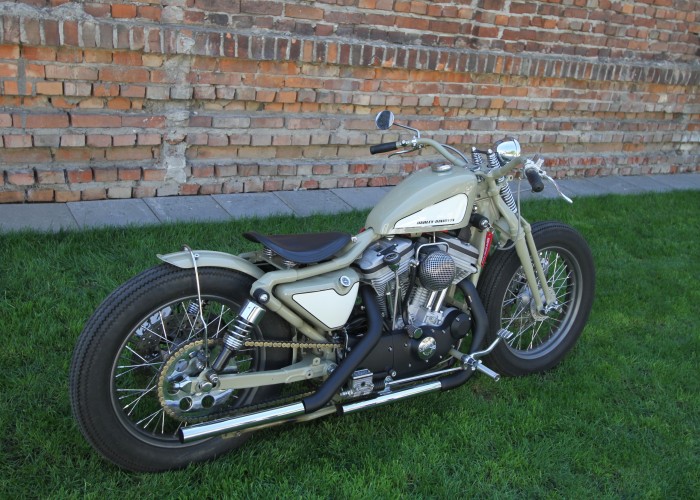 21 Harley Davidson Retro Garage Sportster