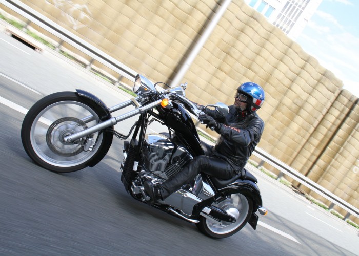 03 Honda Fury VT 1300 CX jazda