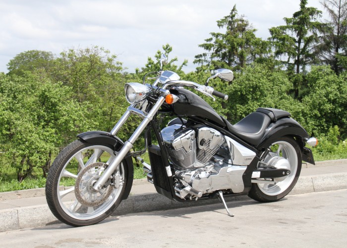 05 Honda Fury VT 1300 CX na zdjeciach