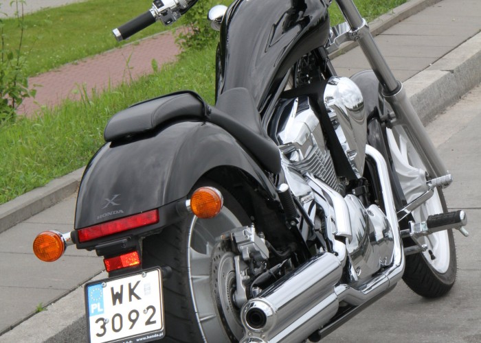 26 Honda Fury VT 1300 CX od tylu