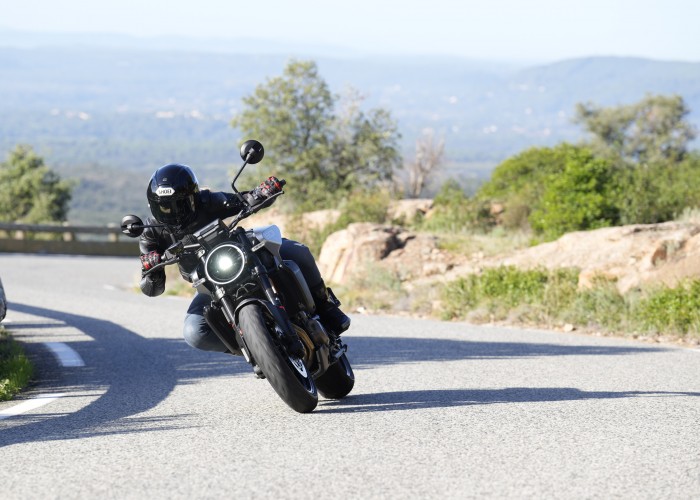 35 Husqvarna Vitpilen 801