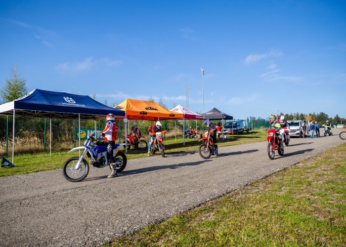 32 testy enduro ktm husqvarna na 2025