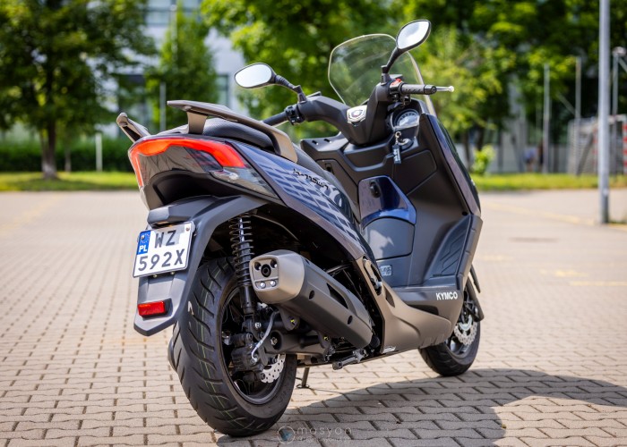 10 Kymco X Town CT 125i tylem