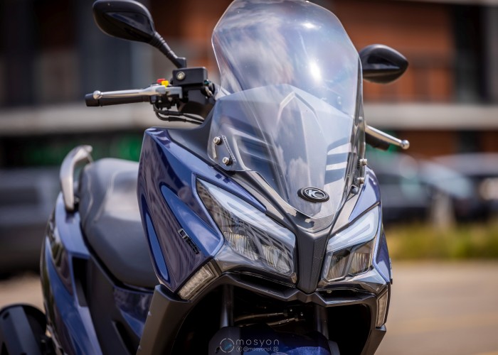 13 Kymco X Town CT 125i reflektor