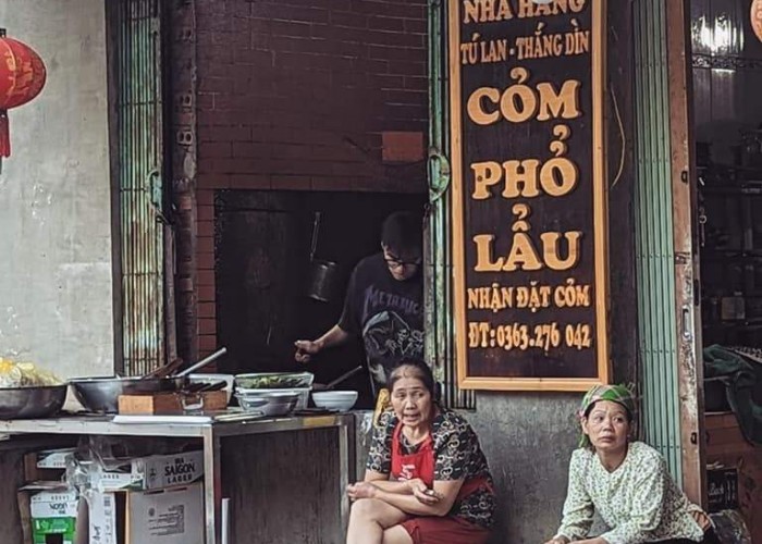 Wietnam com pho lau