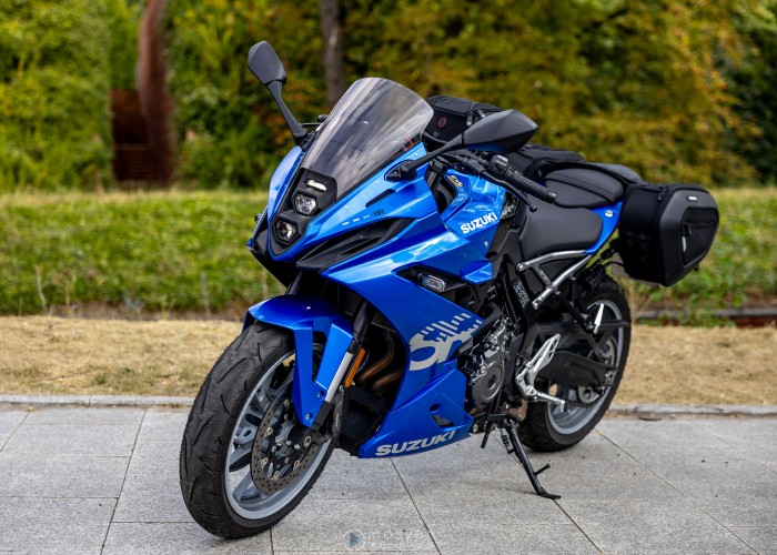 Suzuki GSX-8R z przodu