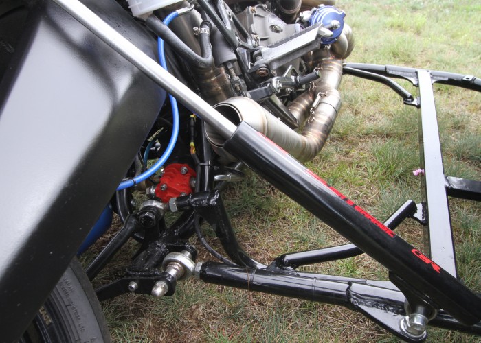 46 Buell 1125 CR z koszem bocznym tuleje laczniki stabilizatory