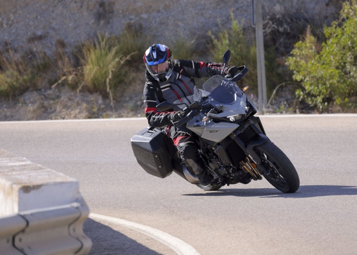 09 Honda CB1000GT 2026 test drogowy