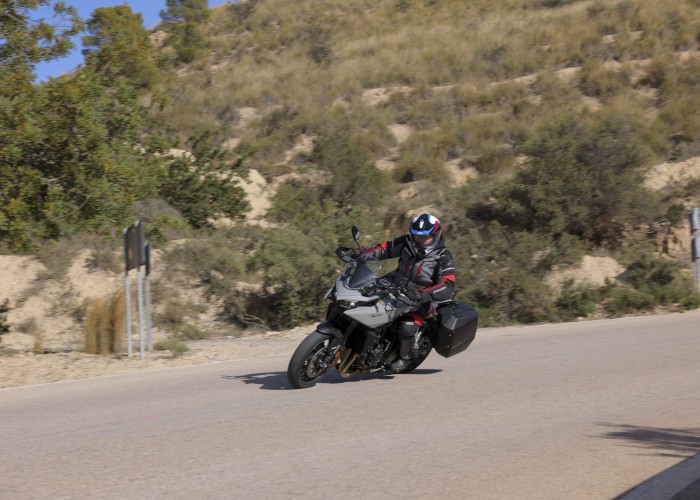 10 Honda CB1000GT 2026 jazda testowa