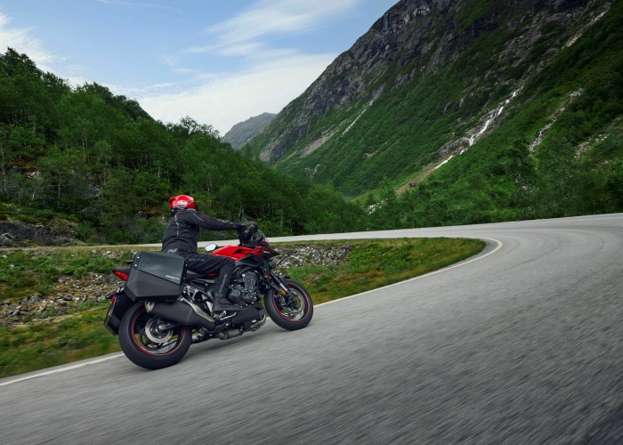 19 Honda CB1000GT 2026