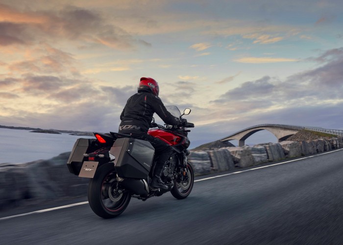 65 Honda CB1000GT 2026