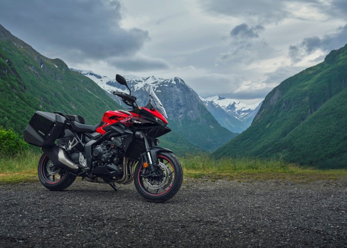 69 Honda CB1000GT 2026