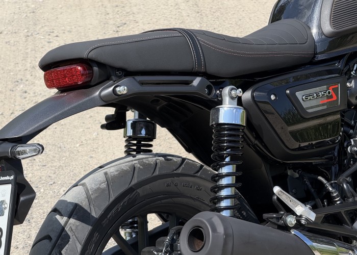 13 Honda GB350S siodlo