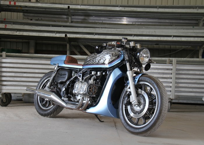 21 custom Honda Goldwing 1100 cafe racer