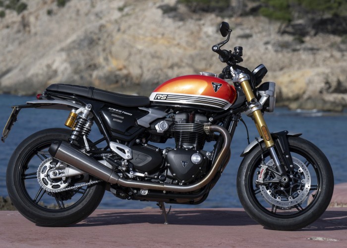 Triumph Speed Twin 1200 RS prawy bok