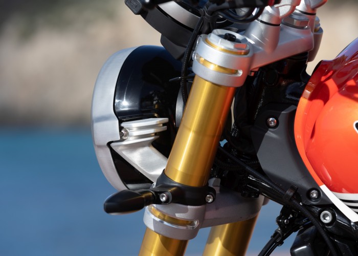 Triumph Speed Twin 1200 RS przod motocykla