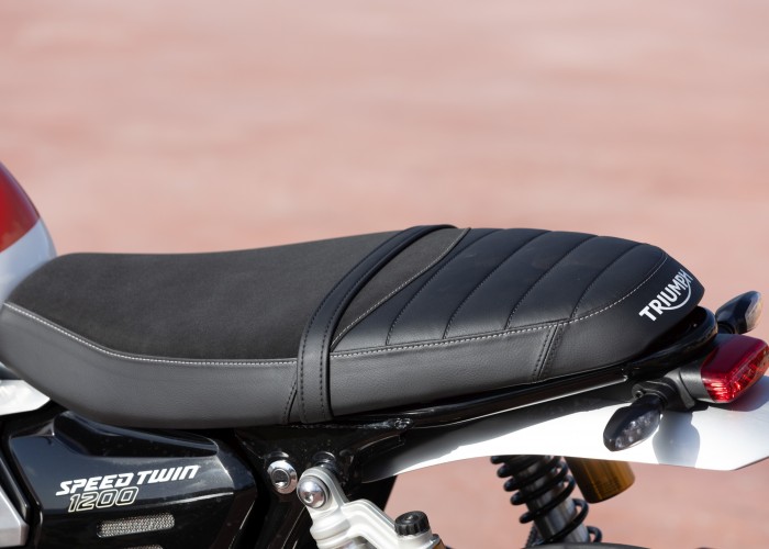 Triumph Speed Twin 1200 RS siodlo 2025