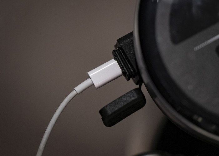 Triumph Speed Twin 1200 usb