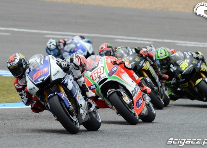 Poczatek wyscigu MotoGP 2012 Jerez