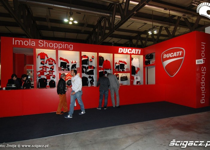 Ducati Imola Shopping