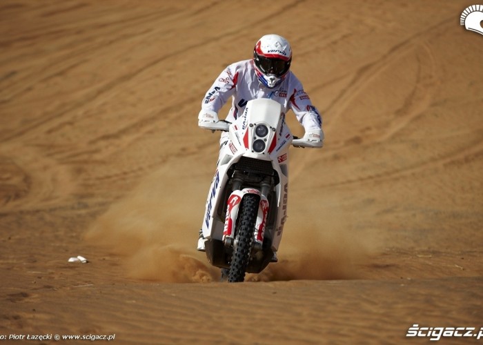 marek dabrowski Abu Dhabi Desert Challenge 2011