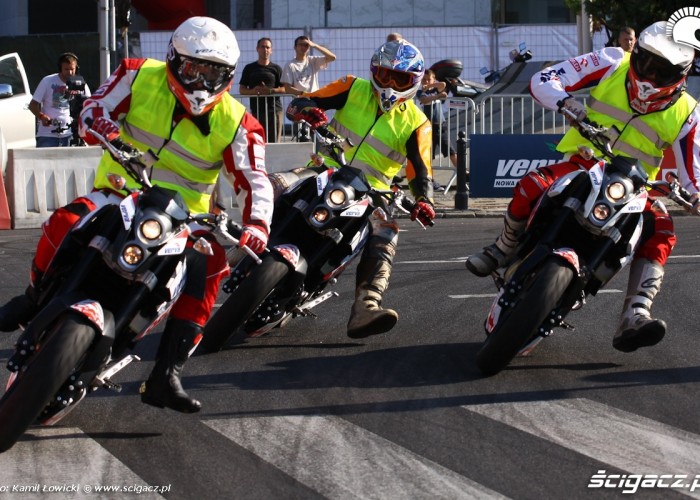 Wyscig motocyklistow Verva Street Racing Warszawa