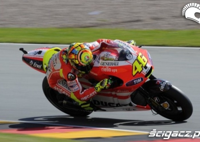 Ducati Sachsenring Rossi zakret