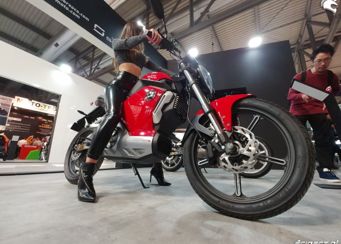 elektryczny motocykl super soco 2019
