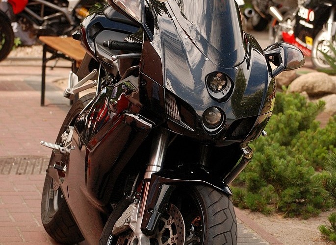Czarna bestia Ducati