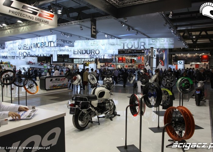 BMW EICMA 2013