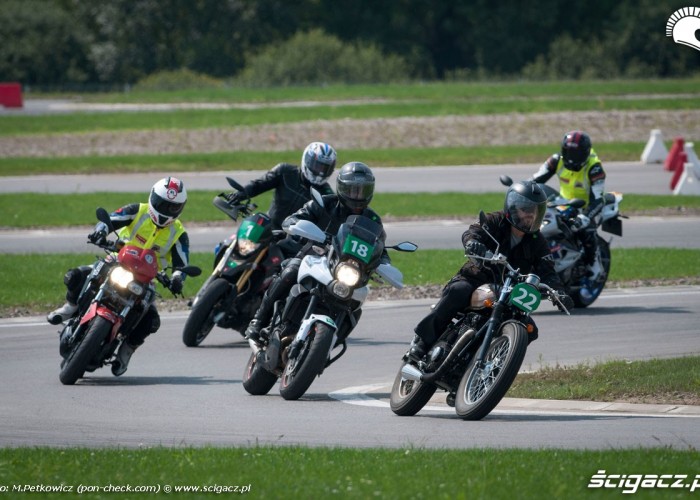 studenci i trenerzy CSS 2014