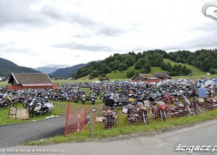 BMW Motorrad Parking Alps