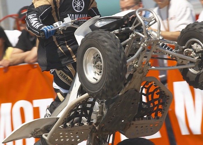 Marcin Grochowski quad wheelie