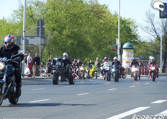Parada Motocyklistow Warszawa 2009 4