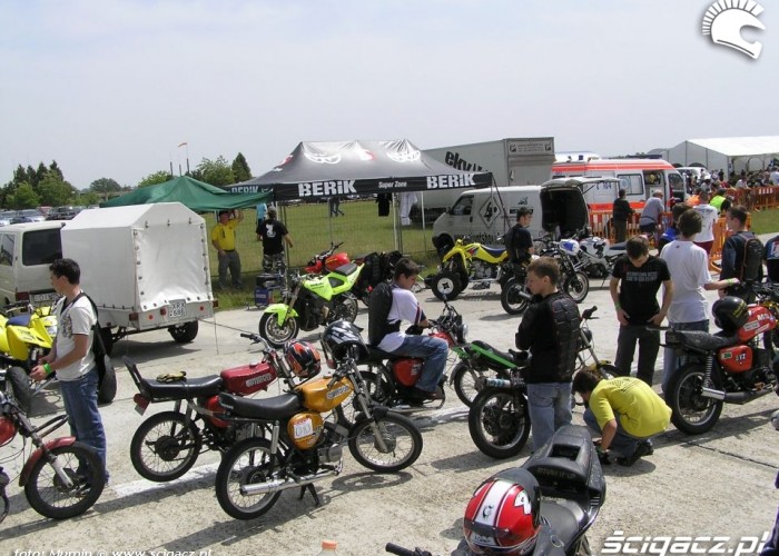 klasa mini moto przed startem