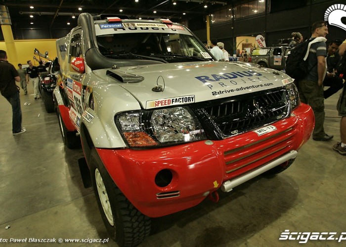 Mitsubishi Pajero Szustkowski Kazberuk R-sixteam Dakar 2010 odbior techniczny