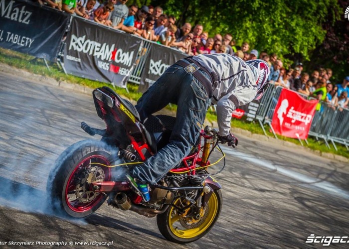 palenie gumy Moto Show Bielawa Polish Stunt Cup 2015