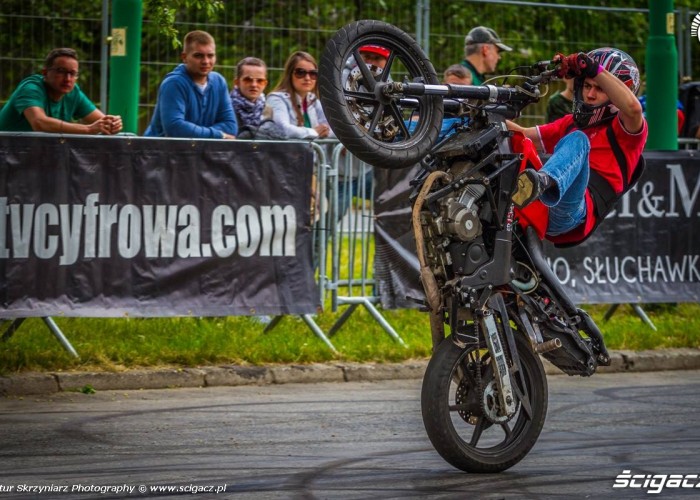 pion na CBR 125 Moto Show Bielawa Polish Stunt Cup 2015