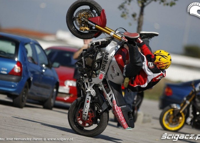 Stunty motocyklowe