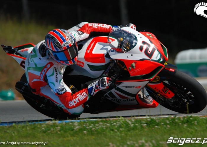 Leon Camier Superbike