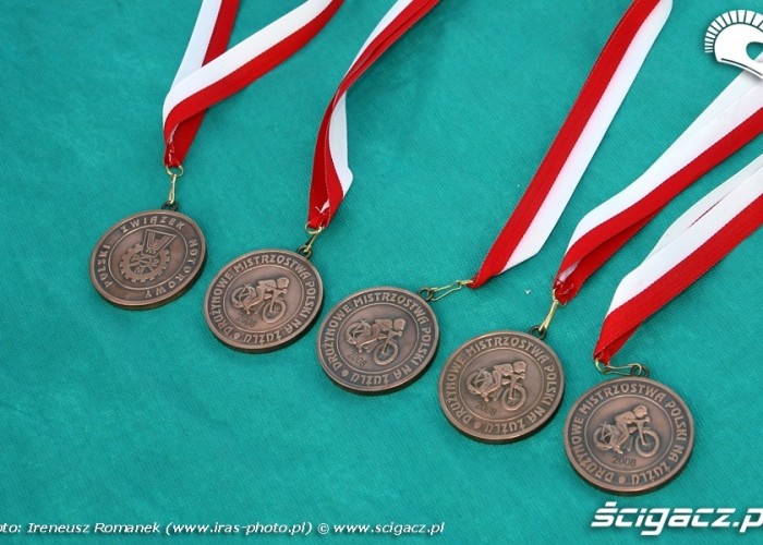 19 medale