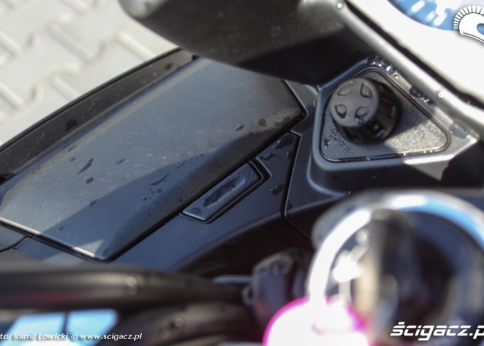 schowek zamkniety yamaha FJR