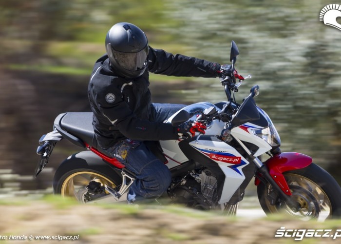 Test Honda CB650F 2014