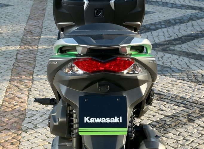 Kawasaki J300 2014 od tylu