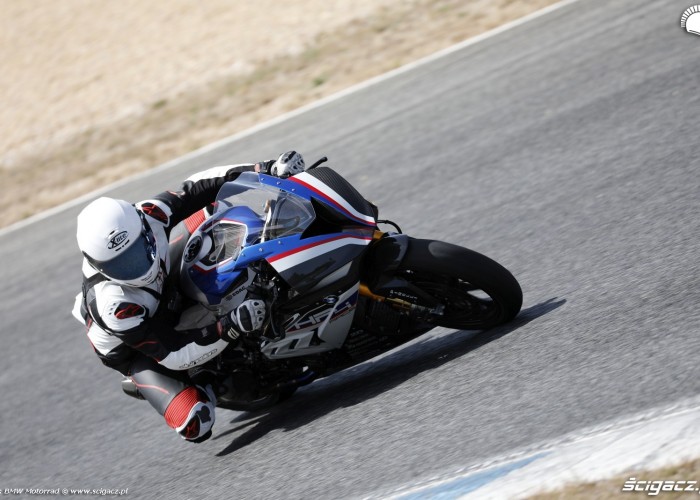 bmw hp4 race action