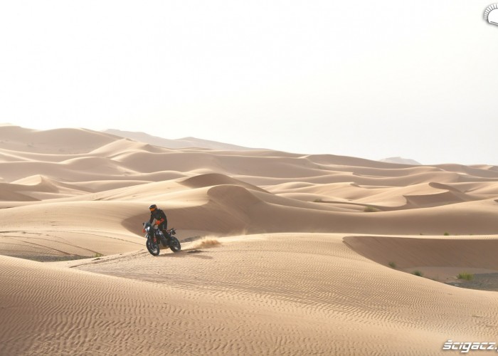 adventure pustynia wydmy piach