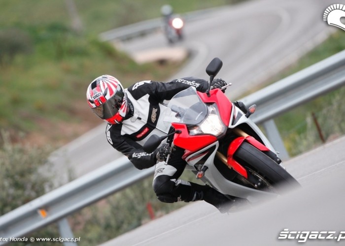 Honda CBR600F 2011