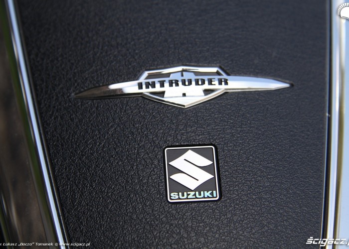logo Suzuki Intruder C1800R